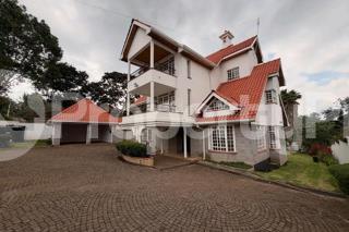 5 bedroom Houses for rent Runda Nairobi