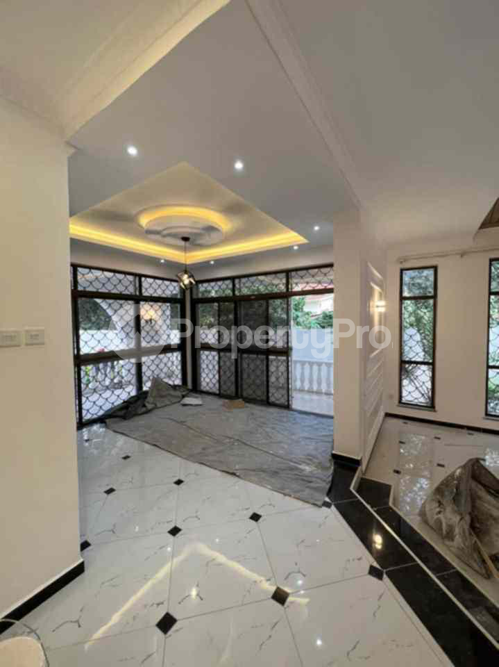 5 bedroom Houses for sale Spring Valley Nairobi