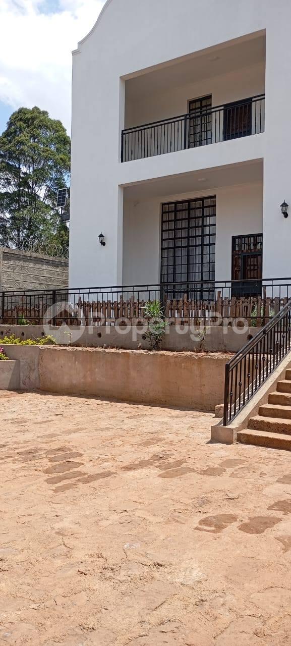 5 bedroom Houses for rent Kerarapon Nairobi