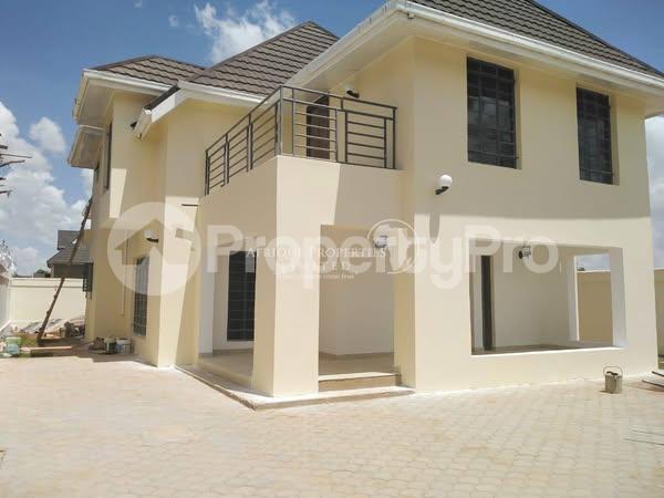 5 bedroom Townhouses Houses for rent Syokimau Nairobi