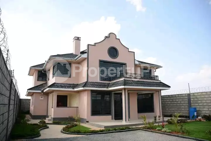 5 bedroom Townhouse for sale Syokimau Nairobi