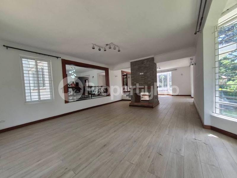 5 bedroom Townhouses Houses for rent Rosslyn Nairobi