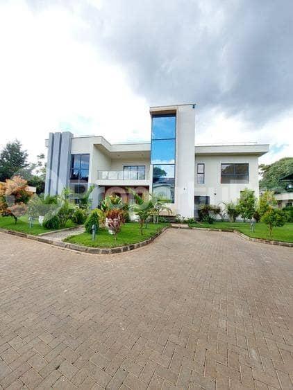5 bedroom Townhouse for sale Runda Nairobi
