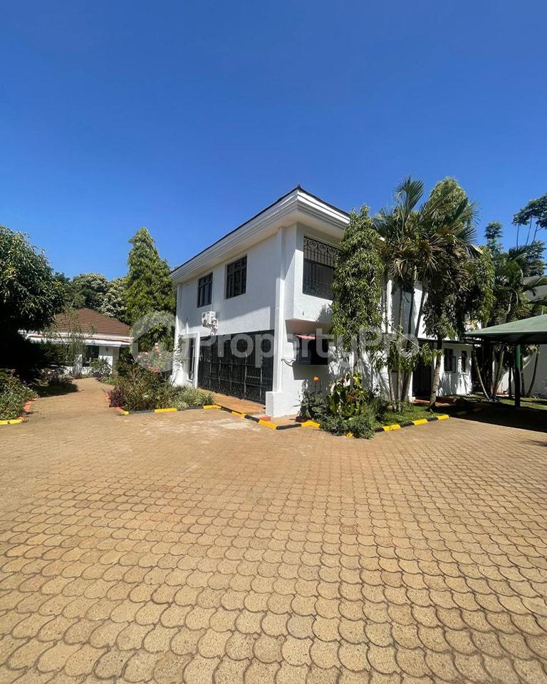 5 bedroom Houses for rent Runda Nairobi