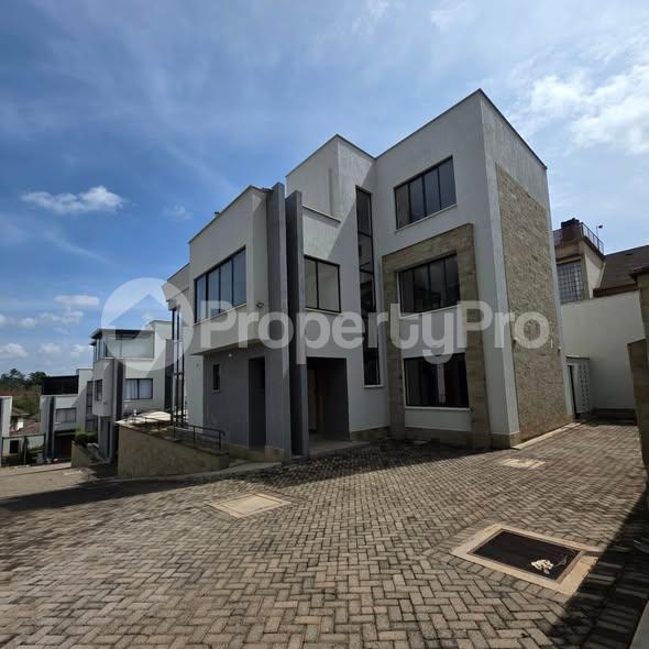 5 bedroom Houses for sale Lavington Nairobi