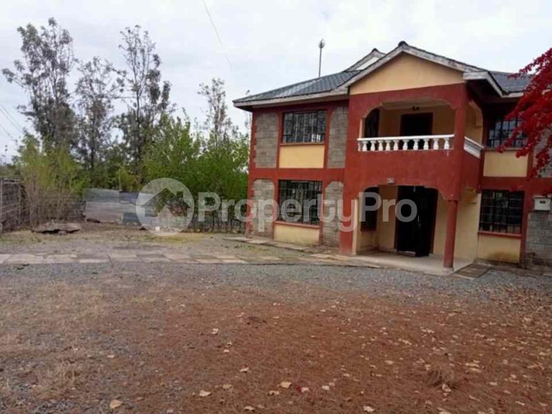 5 bedroom Flat&Apartment for rent Kisaju Kitengela - 0