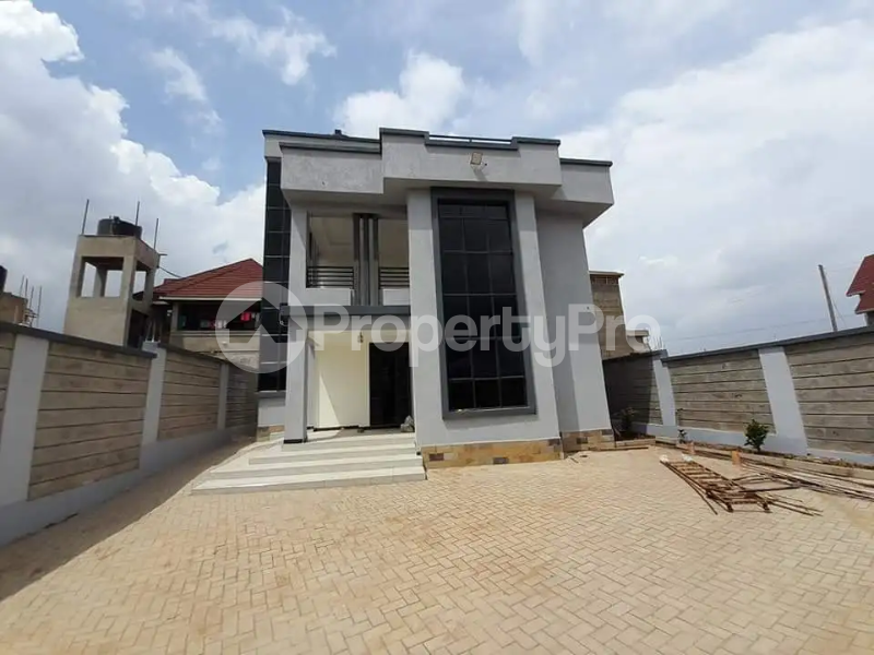 5 bedroom Townhouse for sale Kenyatta Road, Thika Road Nairobi