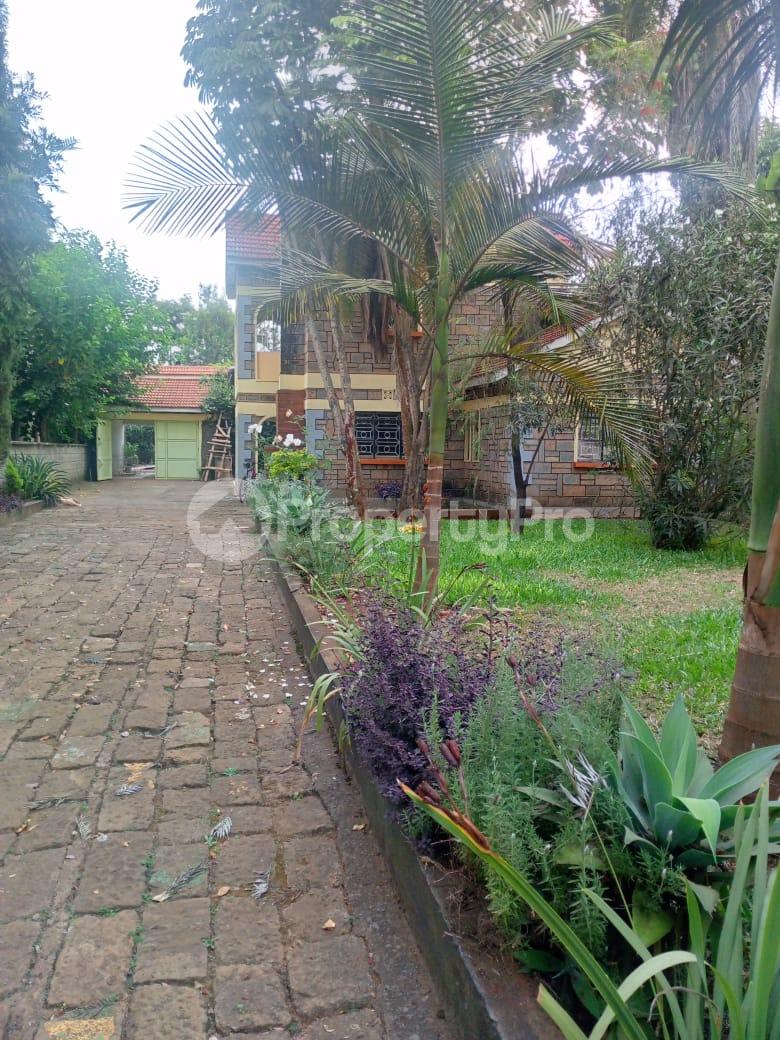 5 bedroom Townhouses Houses for rent KAMITI ROAD Kasarani Nairobi