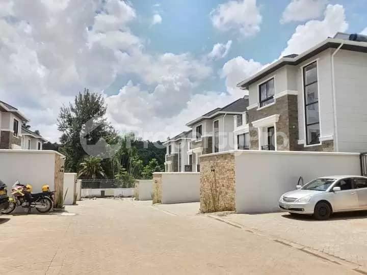 5 bedroom Flat&Apartment for sale Westlands Nairobi
