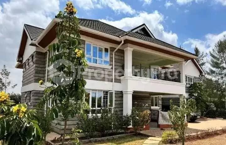 5 bedroom Flat&Apartment for sale Syokimau Nairobi