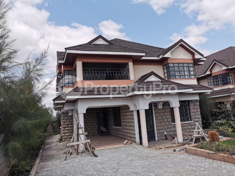 5 bedroom Townhouse for sale Kitengela Kajiado