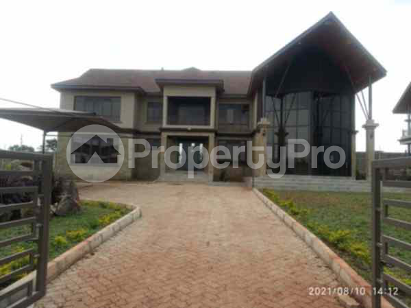 5 bedroom Townhouse for sale Runda Nairobi