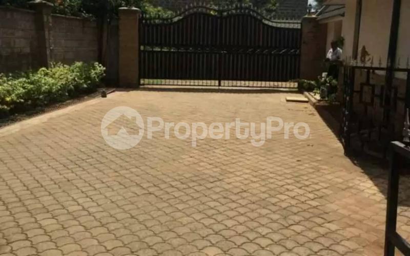 5 bedroom Flat&Apartment for sale Lavington Nairobi