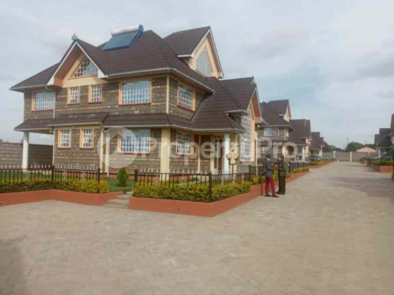 5 bedroom Townhouse for sale Kitengela Kajiado