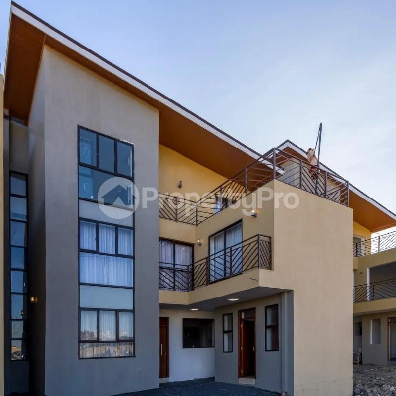 5 bedroom Townhouses Houses for rent Mombasa Rd Nairobi