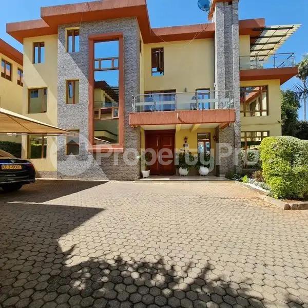 5 bedroom Townhouse for sale Lavington Nairobi