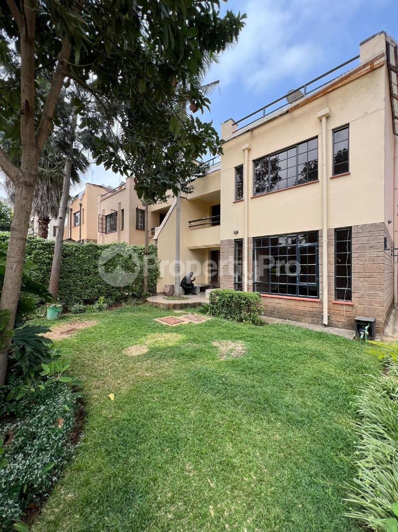 5 bedroom Townhouse for rent Lavington Nairobi