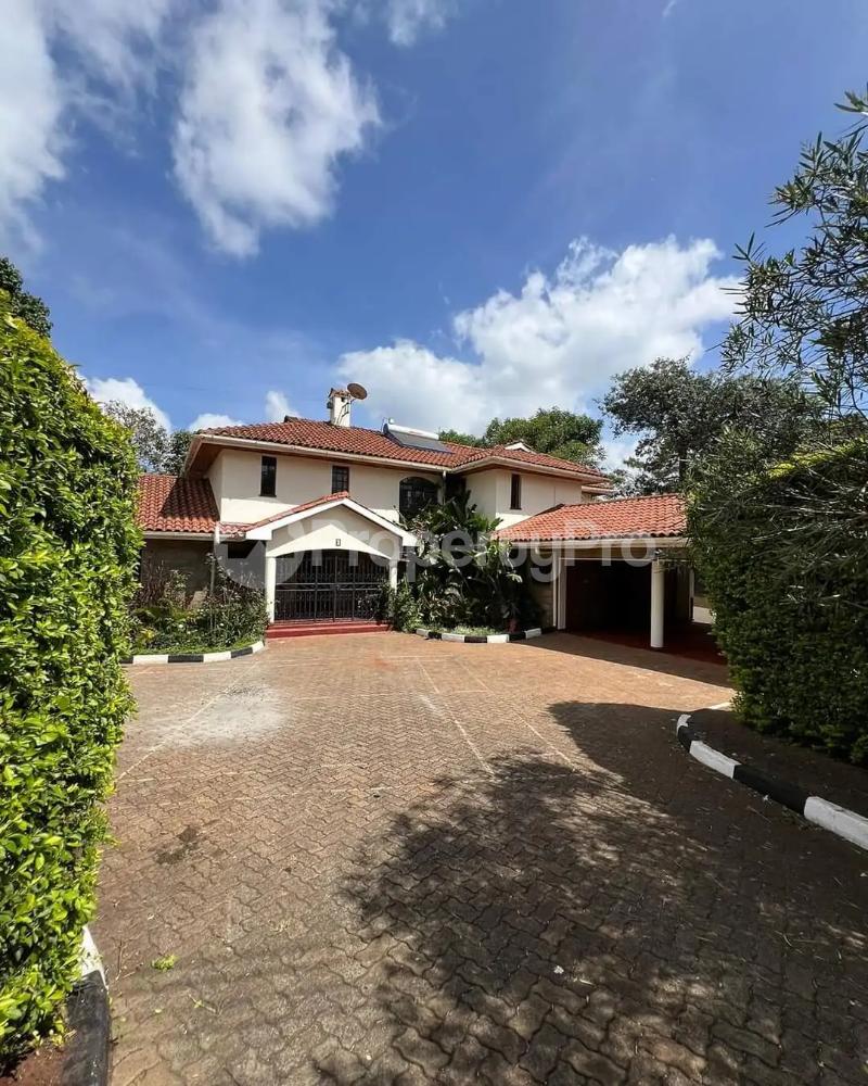 5 bedroom Townhouse for rent Runda Nairobi