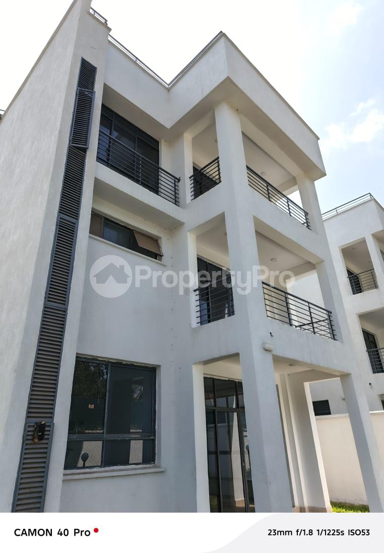 5 bedroom Townhouse for rent Lavington Nairobi