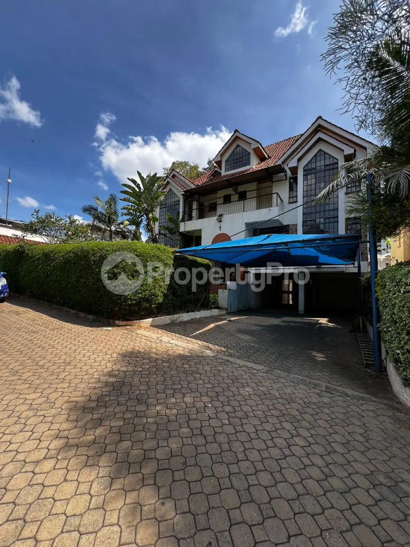 5 bedroom Townhouse for rent Riverside Nairobi
