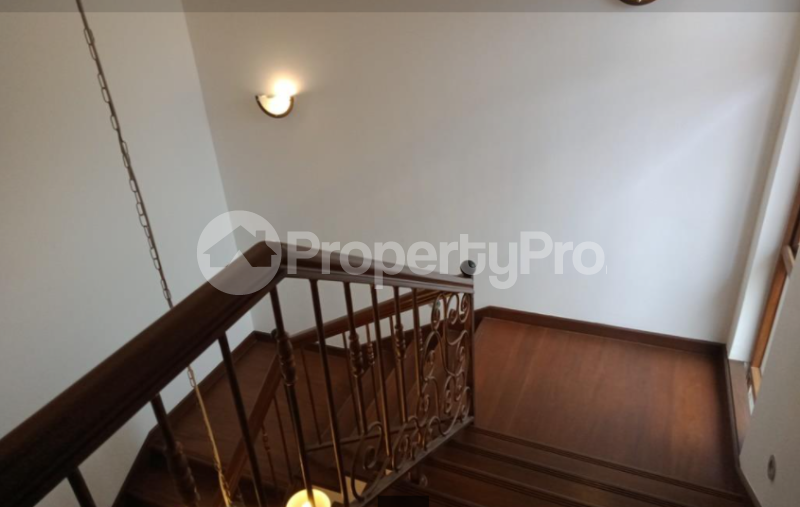 5 bedroom Townhouses Houses for sale Serenity Road Maziwa, Lavington