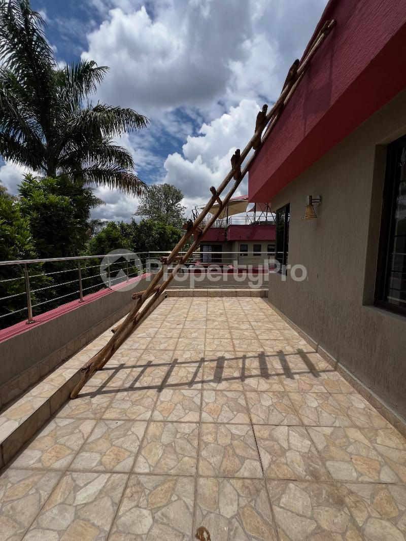 5 bedroom Flat&Apartment for sale Lavington Nairobi
