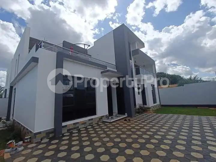 5 bedroom Townhouse for sale MUGUTHA Ruiru Kiambu