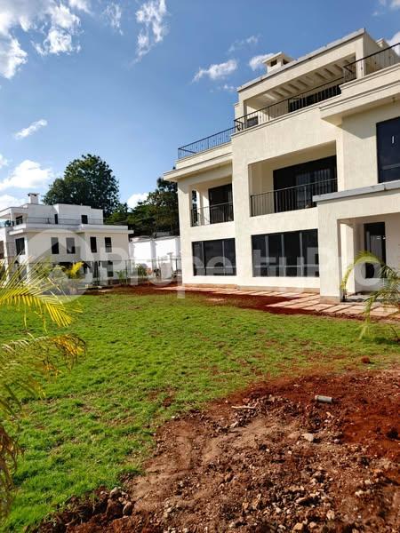 5 bedroom Townhouse for rent Loresho Nairobi