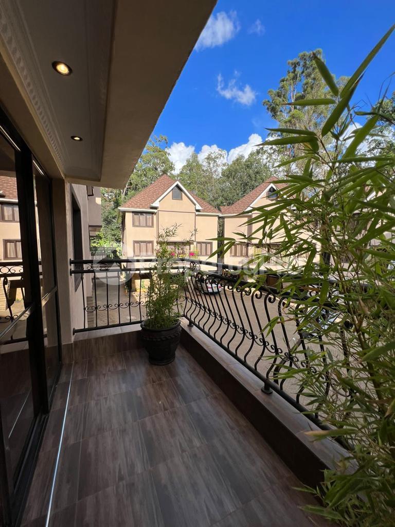 5 bedroom Townhouses Houses for sale Lavington Nairobi