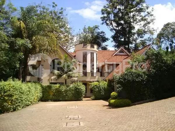5 bedroom Townhouse for sale Lower Kabete Nairobi