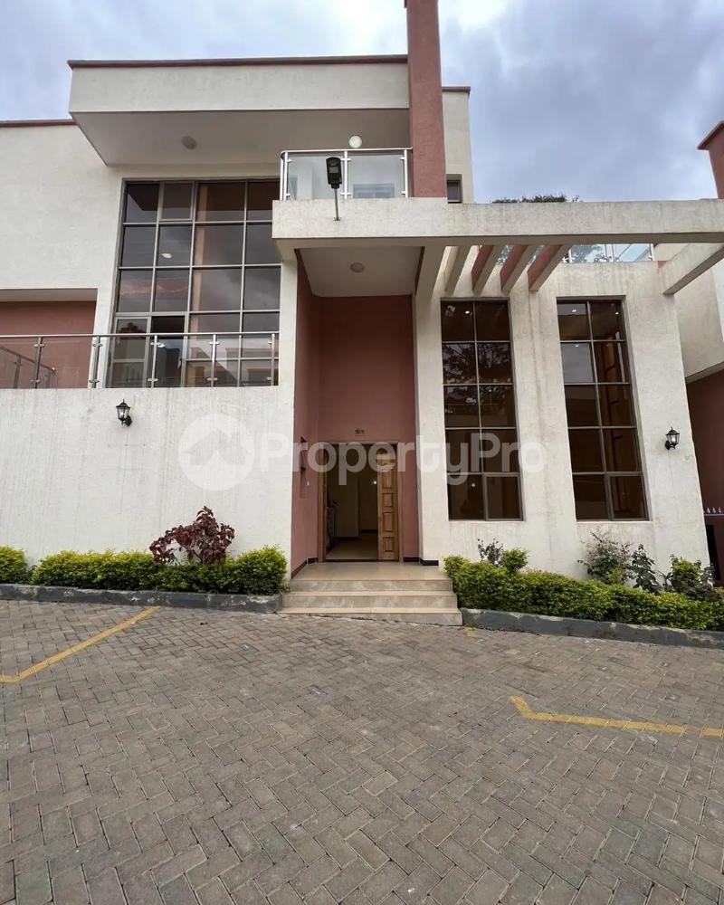 5 bedroom Flat&Apartment for rent Lavington Nairobi
