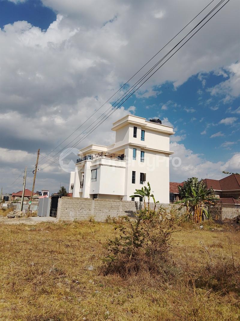 5 bedroom Townhouse for rent Syokimau Nairobi