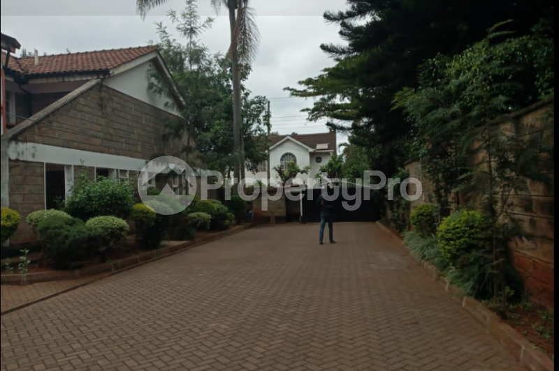 5 bedroom Townhouse for rent - Lavington Nairobi