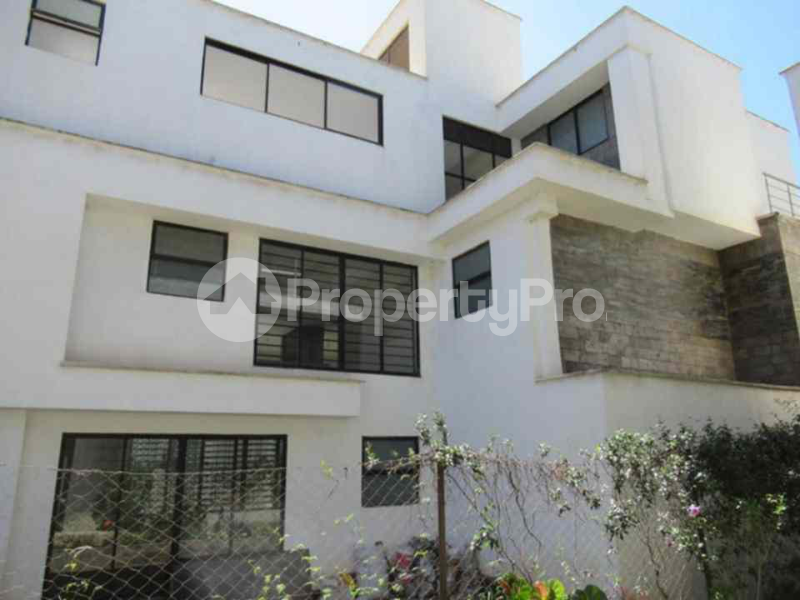 5 bedroom Townhouse for sale Kyuna Nairobi
