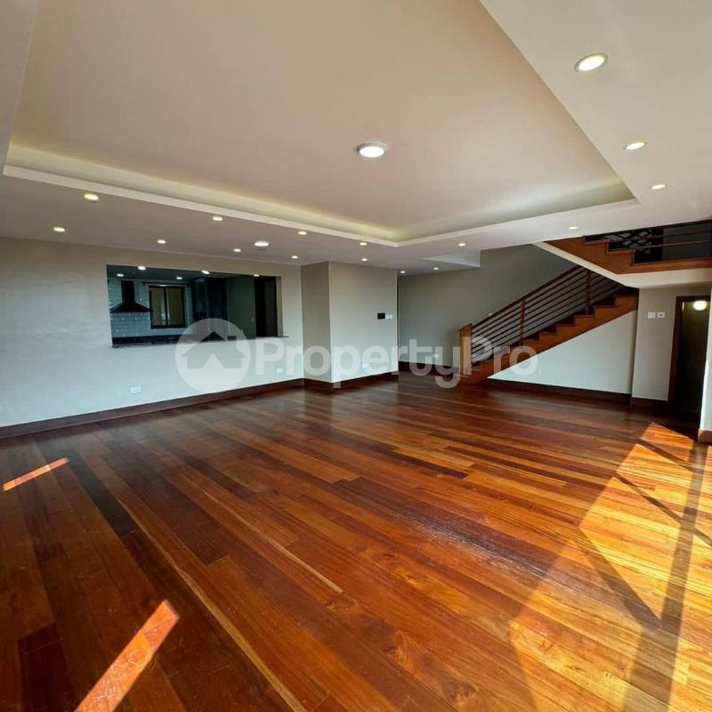 5 bedroom Townhouse for sale Lavington Nairobi - 0