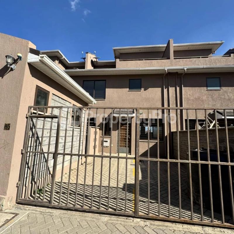 5 bedroom Flat&Apartment for sale Syokimau Nairobi