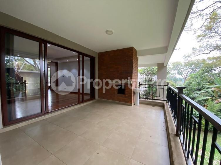 5 bedroom Flat&Apartment for sale Lavington Nairobi