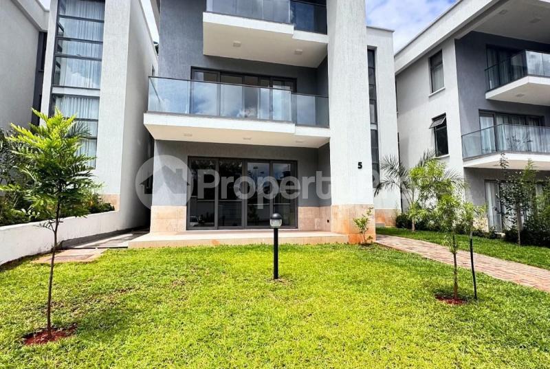5 bedroom Flat&Apartment for sale Lavington Nairobi