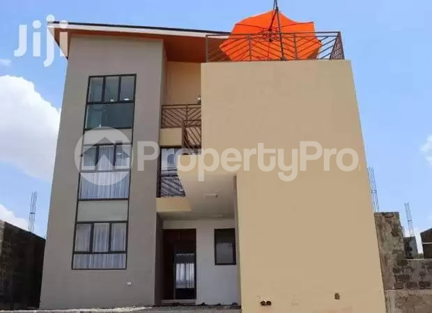 5 bedroom Townhouse for sale Syokimau Nairobi