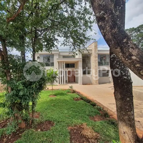 5 bedroom Houses for sale Karen Nairobi