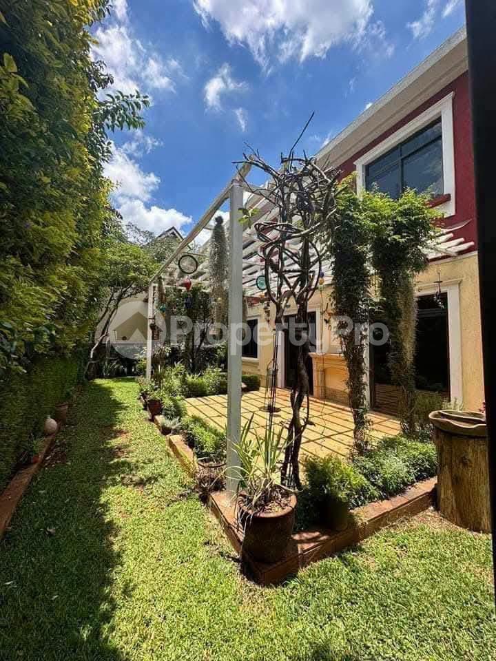 5 bedroom Townhouse for sale Lavington Nairobi