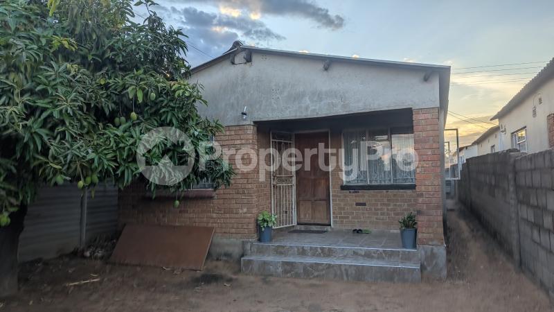 4 bedroom Houses for sale Cowdry Park Cowdray Park Bulawayo High-Density Bulawayo - 2