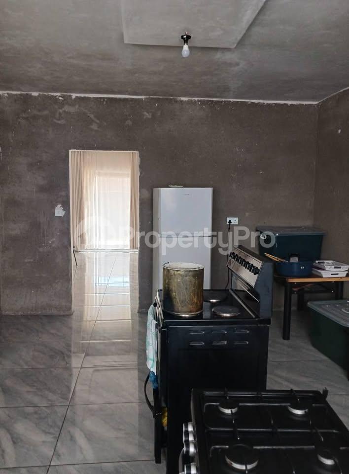 5 bedroom Houses for sale Hopelyn Suburb , Bulawayo Mahatshula Bulawayo North Bulawayo - 3