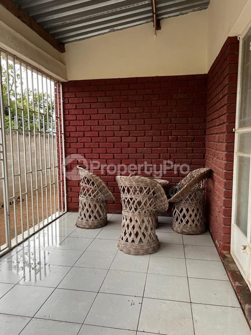 5 bedroom Houses for sale Pumula South , Bulawayo Pumula South Bulawayo High-Density Bulawayo - 0