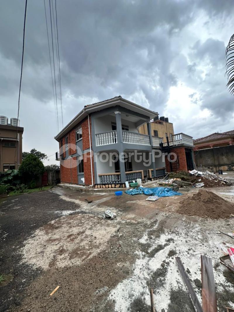 5 bedroom Bungalow Apartment for rent Kisasi bukoto road  Kisaasi Kampala Central - 0
