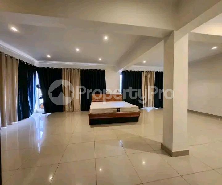 5 bedroom Bungalow Apartment for rent Bukoto  Bukoto Kampala Central - 1