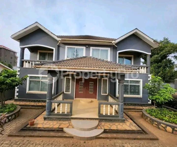 5 bedroom Bungalow Apartment for rent Bukoto  Bukoto Kampala Central - 0