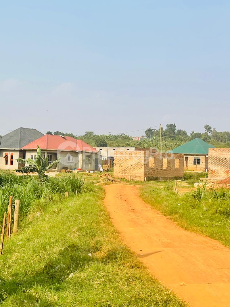 5 bedroom Commercial Property for sale Magigye Gayaza Wakiso Central - 4
