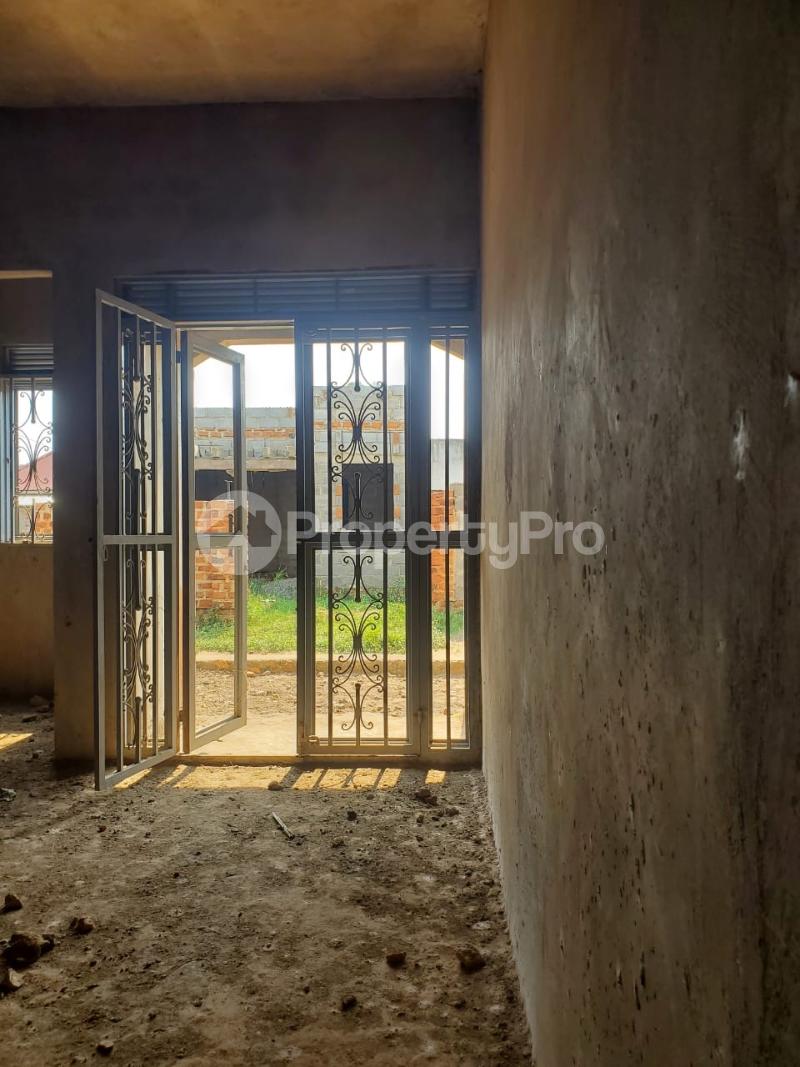 5 bedroom Commercial Property for sale Magigye Gayaza Wakiso Central - 3