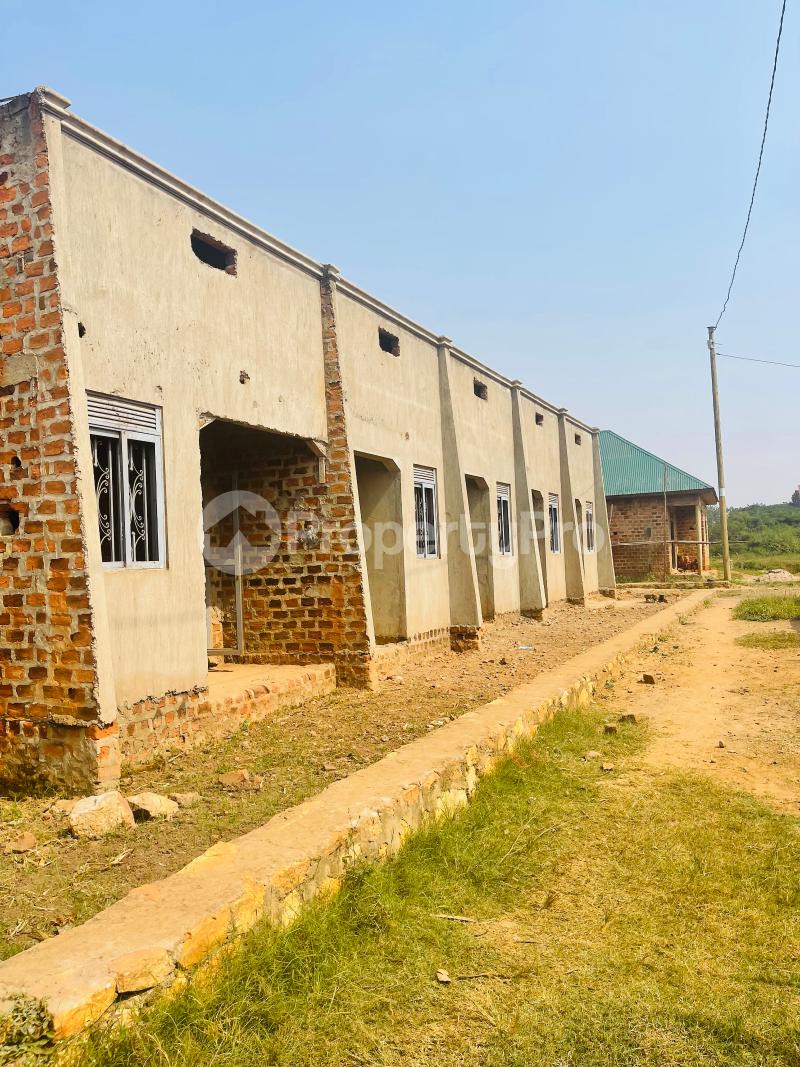 5 bedroom Commercial Property for sale Magigye Gayaza Wakiso Central - 1